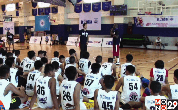 การ์ด “นักเก็ตส์” สอนเยาวชนไทยโครงการจูเนียร์ NBA