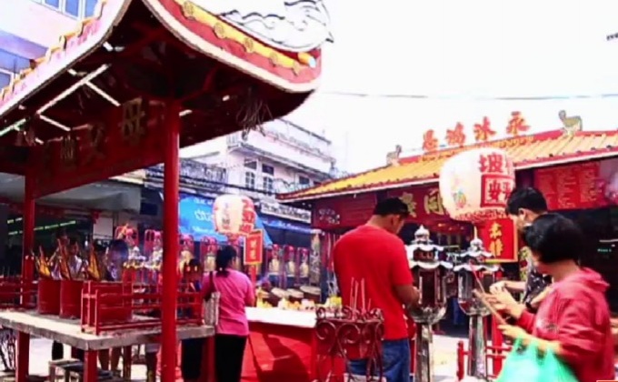 บรรยากาศท่องเที่ยววันตรุษจีน