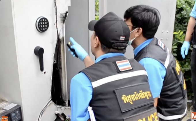 คนร้ายใช้แก๊สตัดตู้เอทีเอ็มกวาดเงินสด 2 ล้านบาท