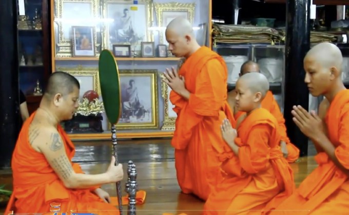 ลูกชายโจบอยสเก๊าท์บวชให้พ่อครั้งสุดท้าย