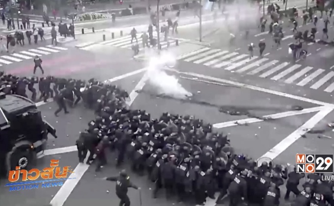 ตำรวจปะทะผู้ประท้วงในอาร์เจนตินา