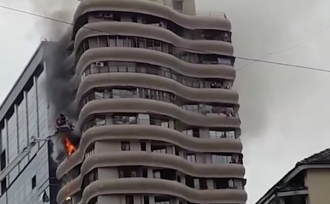 ไฟไหม้อาคารที่พักในมุมไบ ตาย 4 ราย