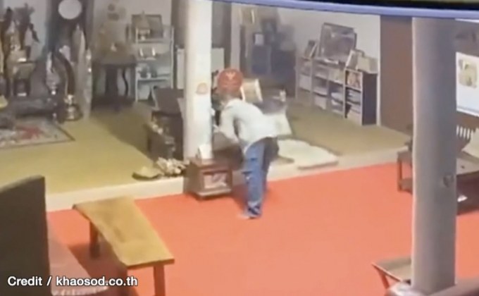 พระจำแม่นโจรแสบทุบตู้เงินบริจาคทั้งที่พระเคยเมตตาให้เงินกินข้าว