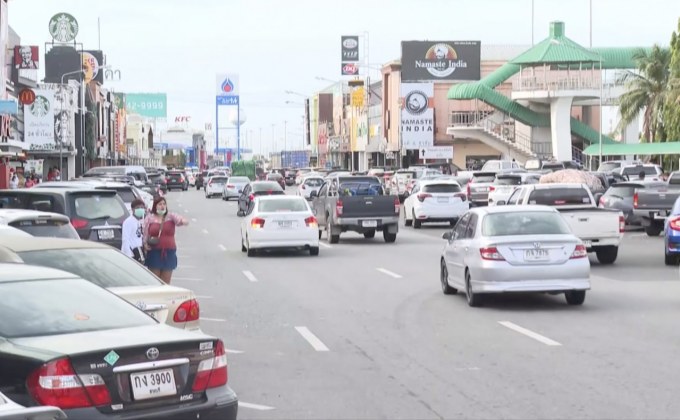 ประชาชนแห่เที่ยวภาคตะวันออกหลังผ่อนปรน