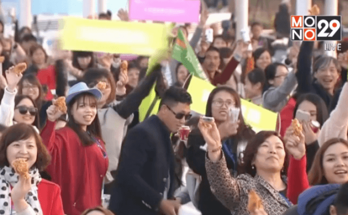 นักท่องเที่ยวจีนกินอาหารเย็นตามละครเกาหลี