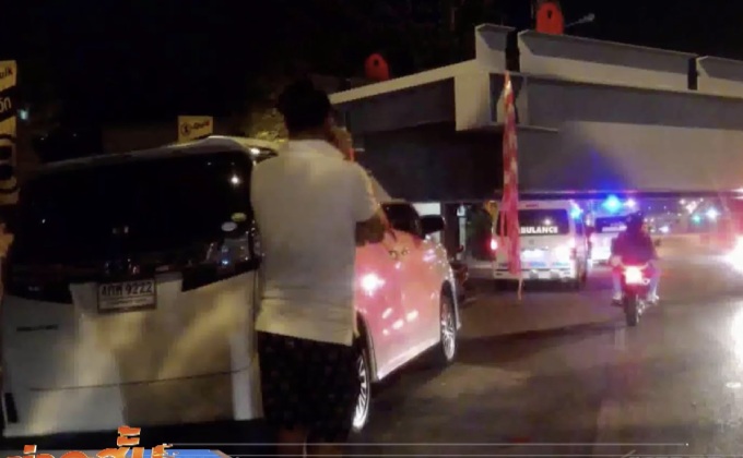 รถบรรทุกคานรถไฟฟ้าชนรถ “บอล เชิญยิ้ม”