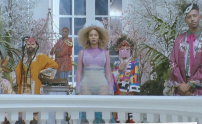 “บียอนเซ่” จัดใหญ่เพิ่มแดนซ์เซอร์ใหม่ 100 คน ลุยงานเทศกาลดนตรี Coachella