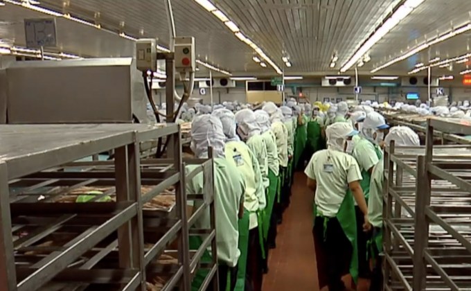 ​คสรท.ไม่พอผลขึ้นค่าแรงขั้นต่ำ เล็งยื่นทบทวนใหม่