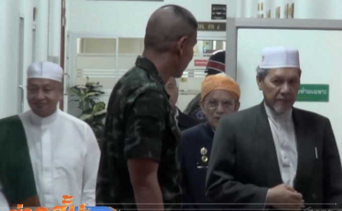 ผบ.ทบ.พบผู้นำศาสนา ร่วมแก้ปัญหาชายแดนใต้