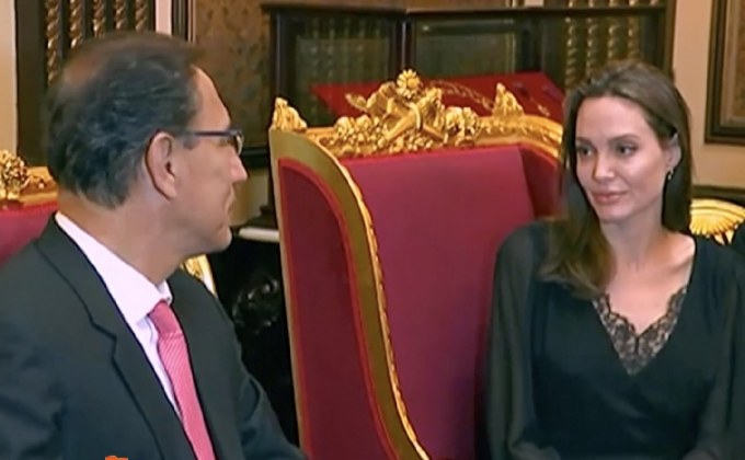 “โจลี” สนับสนุนผู้อพยพเวเนซุเอลา