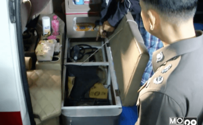 จับกุมผู้ค้ายาเสพติดใช้รถกู้ภัยขนส่งของ