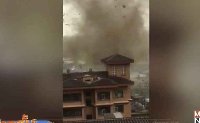 ทอร์นาโด-พายุฝนถล่มจีนตอนบน