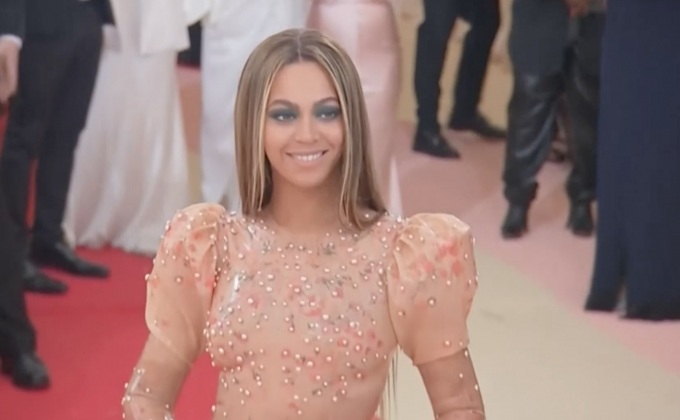 “บียอนเซ่” เปิดตัวหนังสือฉลองความสำเร็จ “Lemonade”