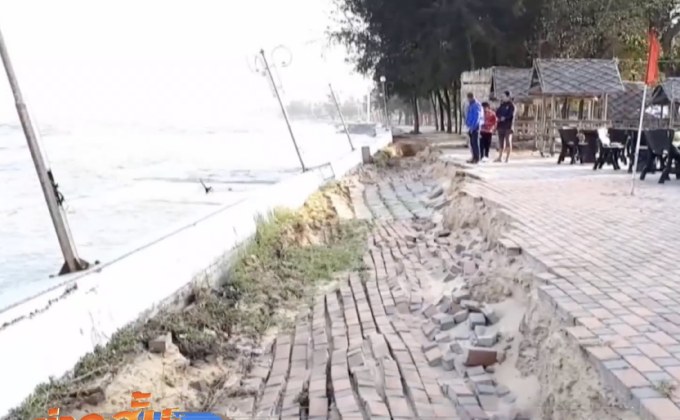 เจ้าหน้าที่เตือนอ่าวไทยยังคงมีคลื่นลมแรง