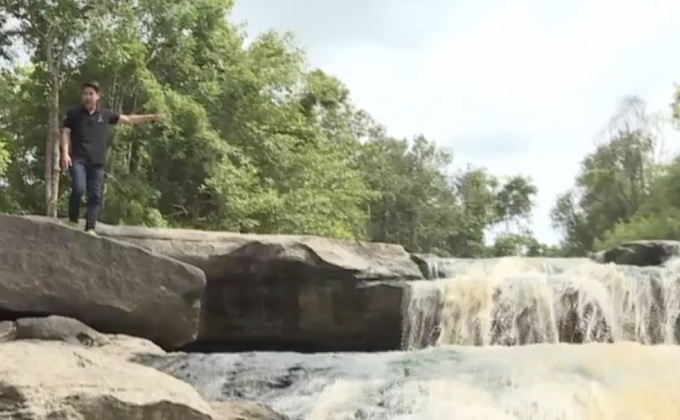 เจษฏาพาลุย: พาตะลอนทัวร์แหล่งทองเที่ยว จ.มุกดาหาร