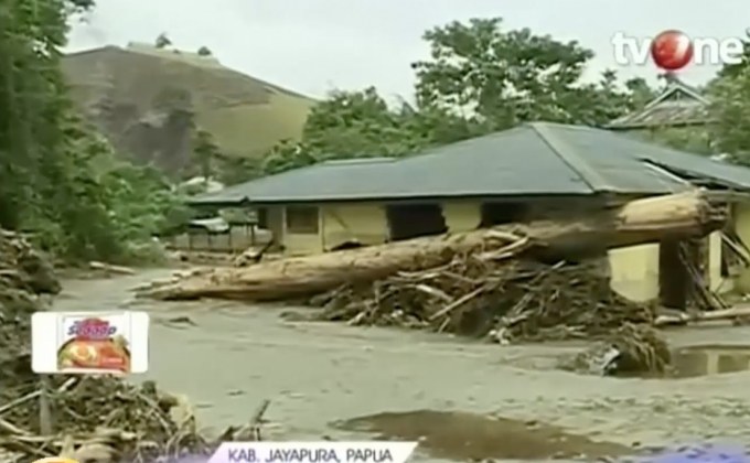 น้ำท่วมฉับพลันอินโดฯ ยอดเสียชีวิตเพิ่ม