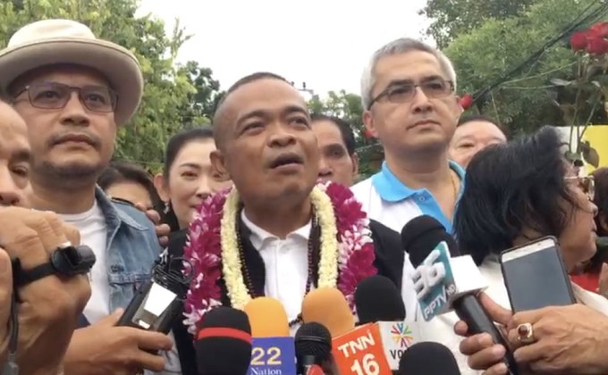 ปล่อยตัว “จตุพร”ออกจากเรือนจำ