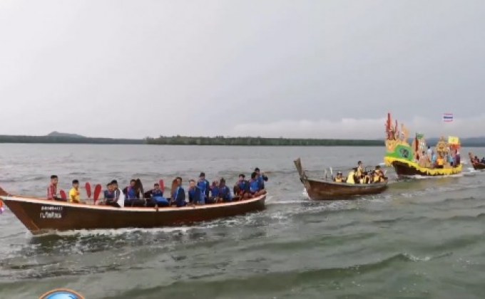 หนึ่งเดียวในโลก! ชักพระทางน้ำข้ามทะเล จ.ตรัง