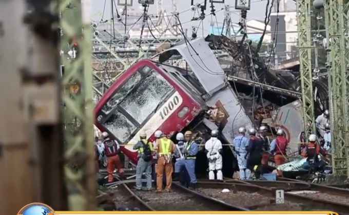 รถไฟญี่ปุ่นชนรถบรรทุกขณะข้ามราง