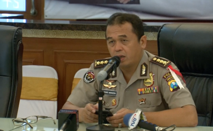 ​ตำรวจอินโดนีเซียไล่ล่าผู้เกี่ยวข้องเหตุโจมตี