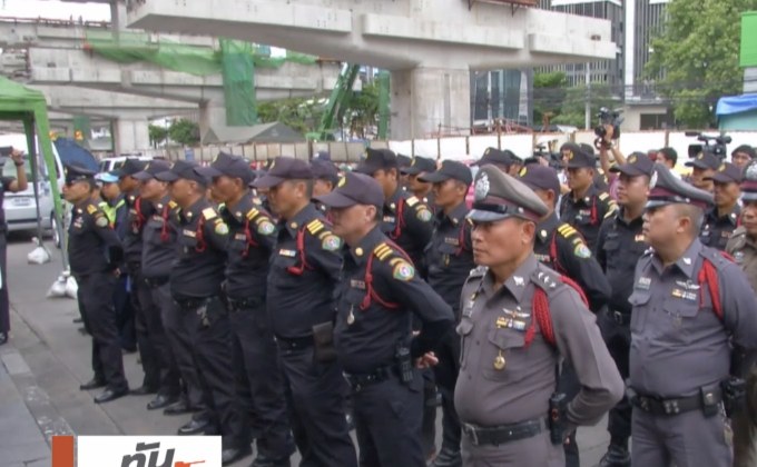 กทม.ลุยจัดระเบียบทางเท้าหน้าเซ็นทรัลลาดพร้าว