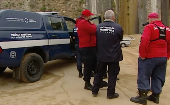 เซลฟี่มรณะ 2 นักท่องเที่ยวพลัดตกกำแพงในโปรตุเกส