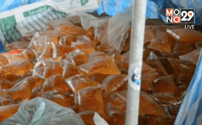 จับน้ำมันปาล์มเถื่อนกลางเมืองนครศรีฯ