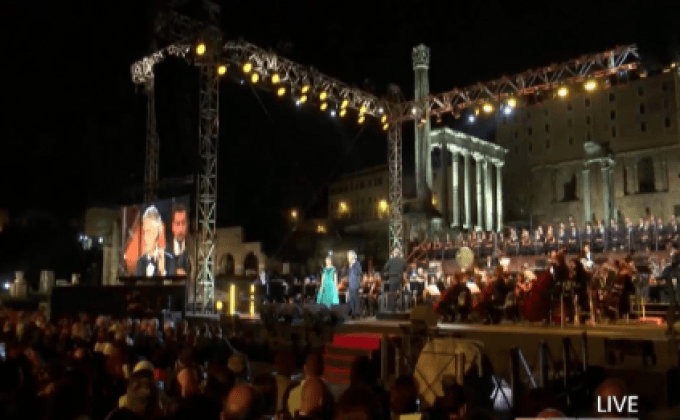 ผู้อพยพชาวซีเรียในอิตาลีได้รับเชิญให้เข้าชมคอนเสิร์ต