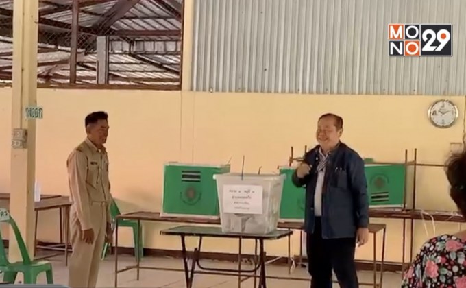 “สมศักดิ์ – ธนิก” ใช้สิทธิ์เลือกตั้งซ่อม เขต 7 ขอนแก่น