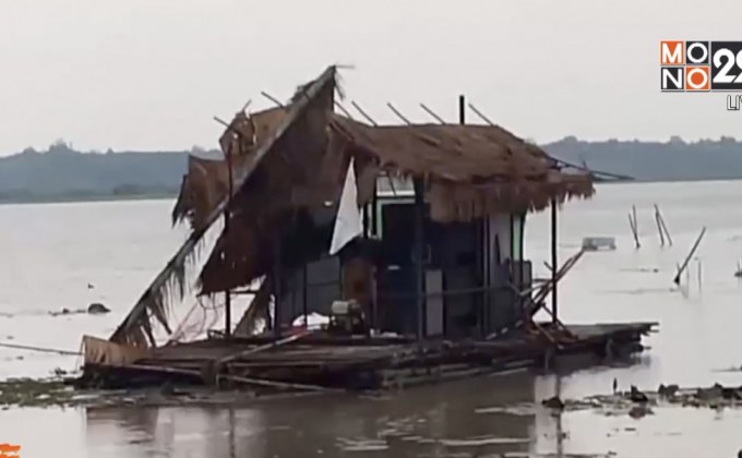 พายุฤดูร้อนพัดถล่มหลายจังหวัดอีสาน