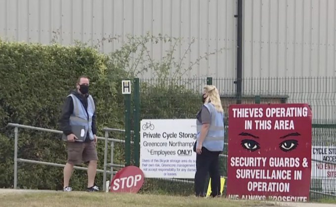 อังกฤษพบติดเชื้อโควิดเกือบ 300 คนในโรงงานแซนวิช