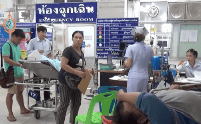 ผู้ป่วย 20 คนอาหารเป็นพิษหลังกินขนมห้างดัง