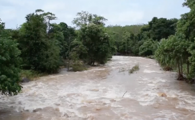 ห้ามเล่นน้ำตก ใน จ.ตรัง หลังเกิดน้ำป่าไหลหลาก