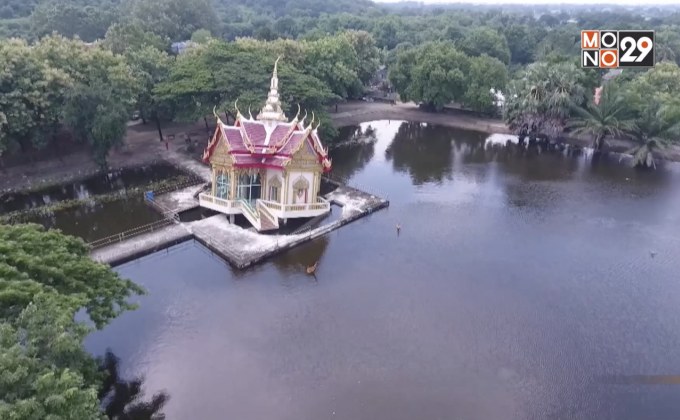 ศาลาวัดเขาสะพานนาคพังถล่มจมน้ำครึ่งหลัง จ.ลพบุรี