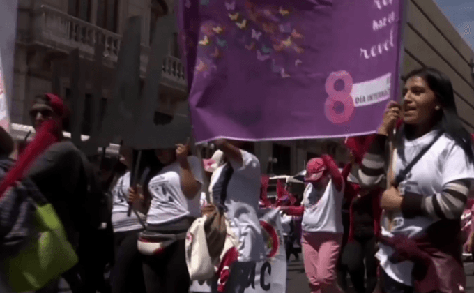 เดินขบวนวันสตรีสากลในอเมริกาใต้