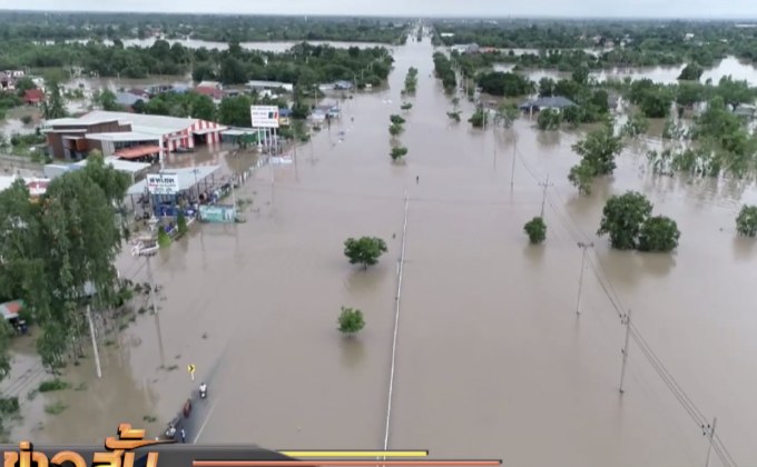 รมว.เกษตรฯ สั่งเร่งระบายน้ำท่วม-สำรวจความเสียหาย