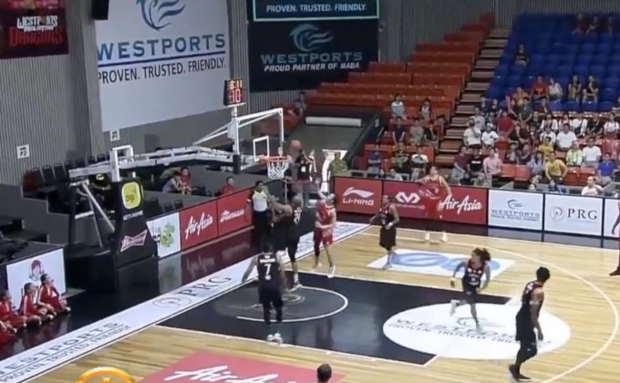 แวมไพร์บุกสยบเวสต์พอร์ท ตีตั๋วพื้นที่เพลย์ออฟABL