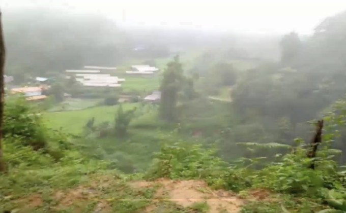 ฝนตกหนัก ดินสไลด์ปิดทับเส้นทาง จ.แม่ฮ่องสอน