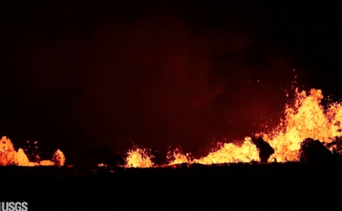 ลาวาภูเขาไฟคิลาเว จ่อไหลทับถนนอพยพหลัก