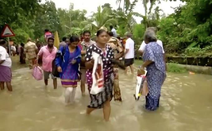 น้ำท่วมรัฐทางใต้อินเดีย ตายกว่า 200 คน