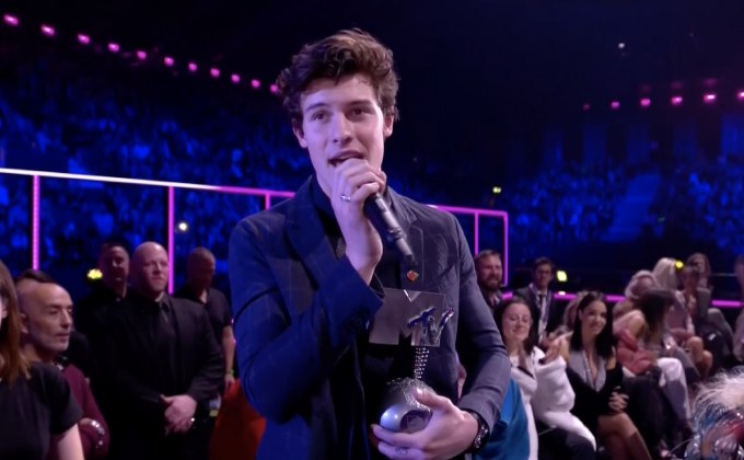 “ชอว์น เมนเดส” คว้ารางวัลศิลปินยอดเยี่ยม MTV EMAs