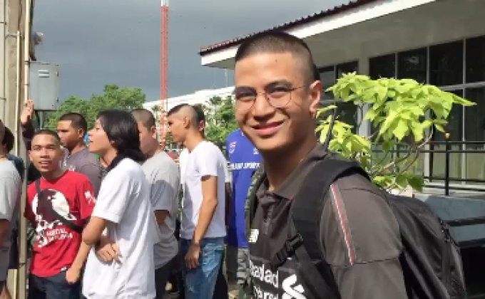 “ไอติม” หลานอภิสิทธิ์ รายงานตัวทหารใหม่