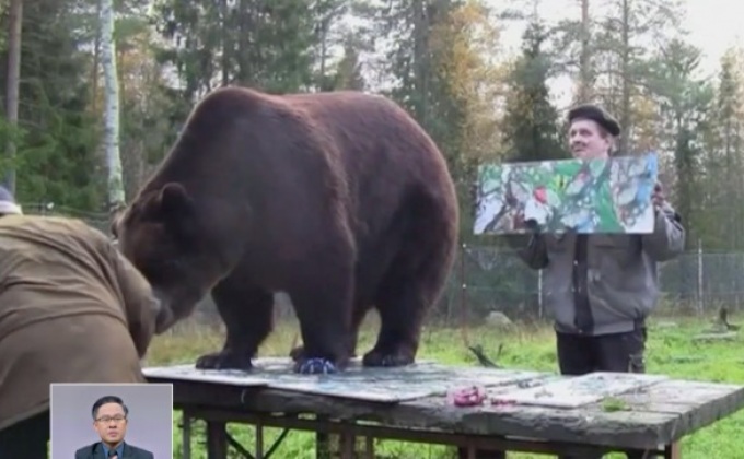 นิทรรศการภาพวาดฝีมือ “หมี” ในฟินแลนด์