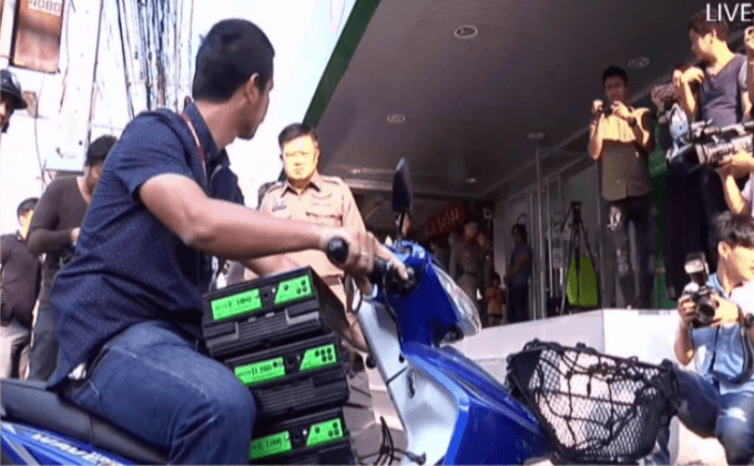 คนร้ายชิงเงิน ธ.กสิกรไทย 1.8 ล้าน