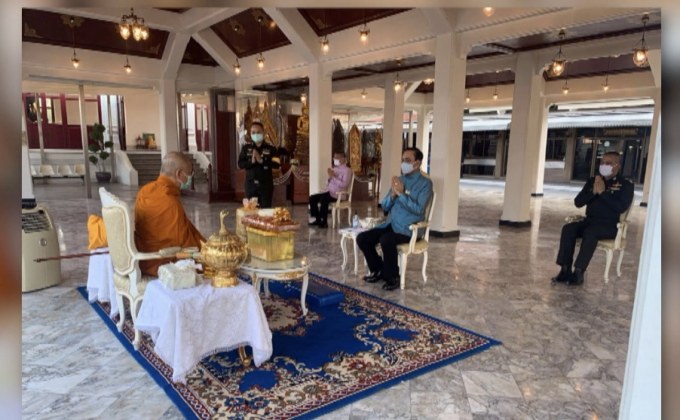 นายกฯ บำเพ็ญกุศลองค์พระหลักเมือง ครบ 238 ปี