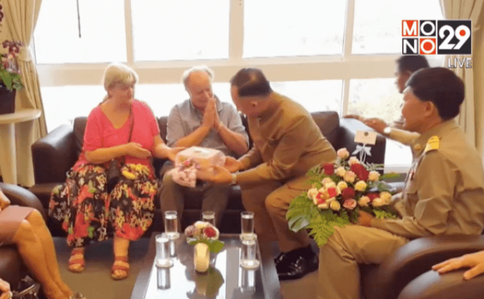 ม.ล.ปนัดดา เยี่ยมชาวอังกฤษถูกทำร้ายที่หัวหิน