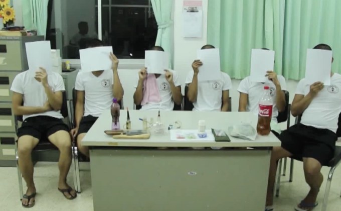 จับพระเสพยาเสพติดในกุฏิ จ.พังงา