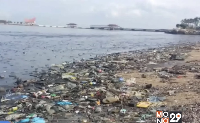 ขยะเกลื่อนทะเลศรีราชา