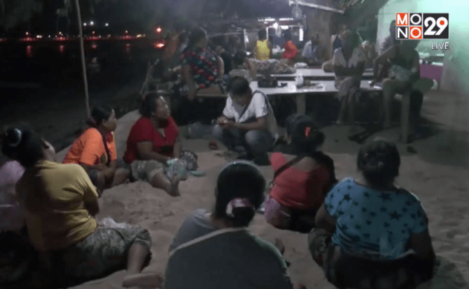 ชาวเลหาดราไวย์นอนเฝ้าทางเข้าที่ดินพิพาท