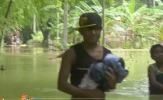 รัฐอัสสัมของอินเดียยังคงเผชิญน้ำท่วมต่อเนื่อง